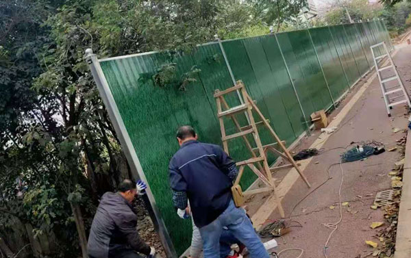 泡沫夹芯板围挡-武汉奥亿奥建材科技有限公司 -第1页